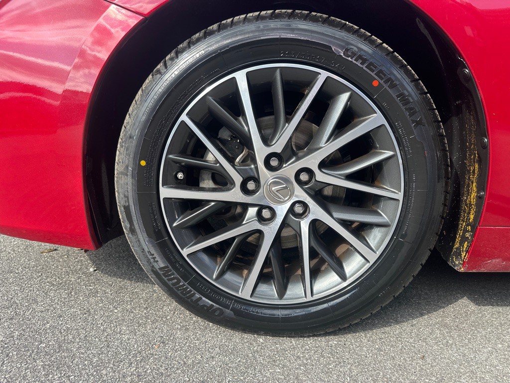 2016 Lexus ES Image 39
