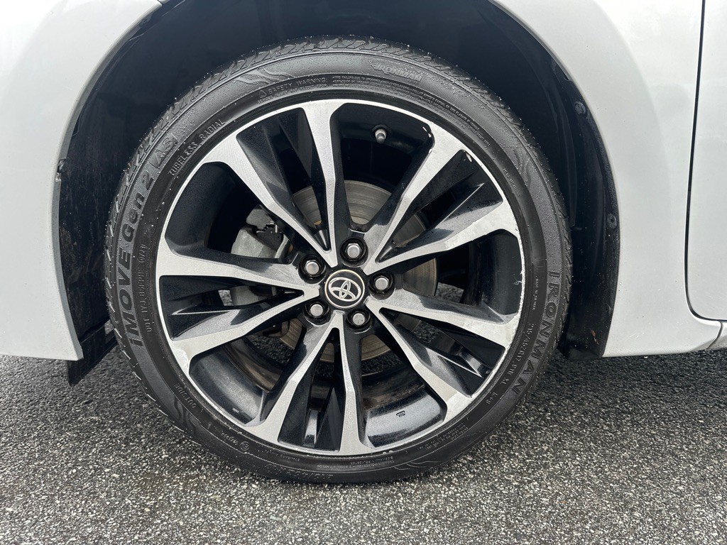 2019 Toyota Corolla Image 31