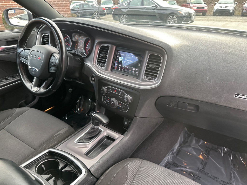 2022 Dodge Charger Image 19