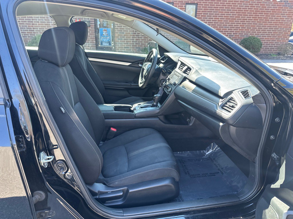 2019 Honda Civic Image 18