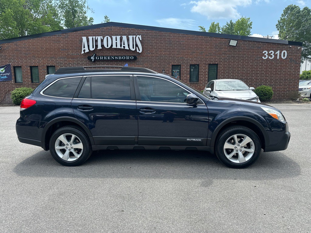 2014 Subaru Outback Image 7
