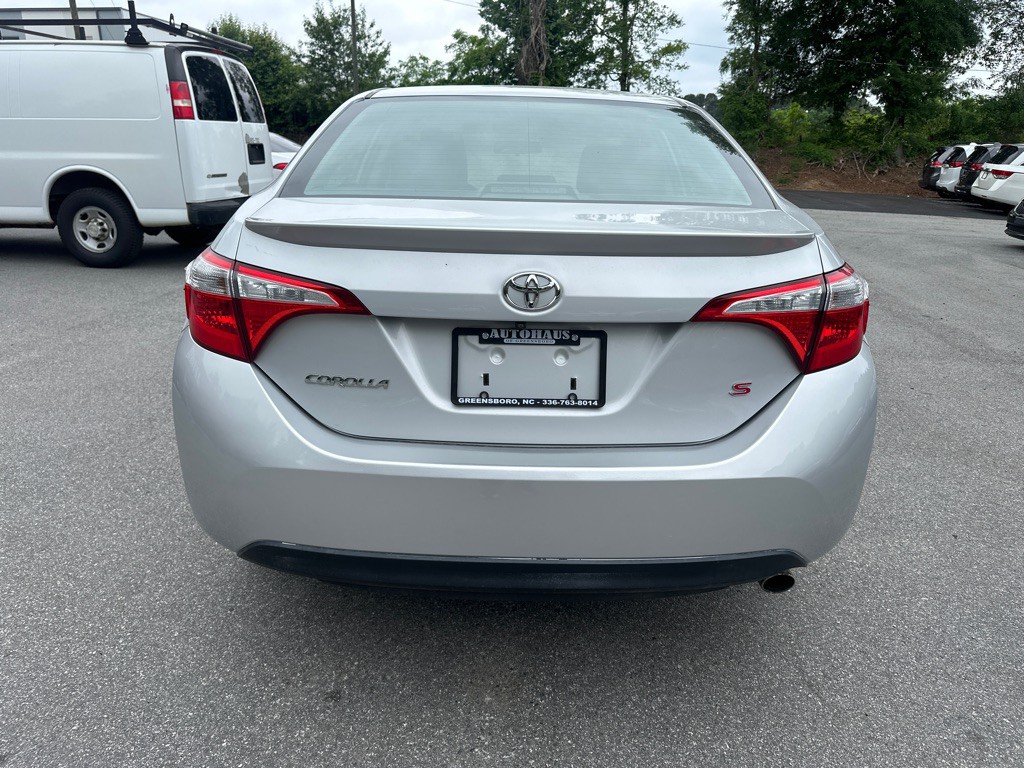 2016 Toyota Corolla Image 5