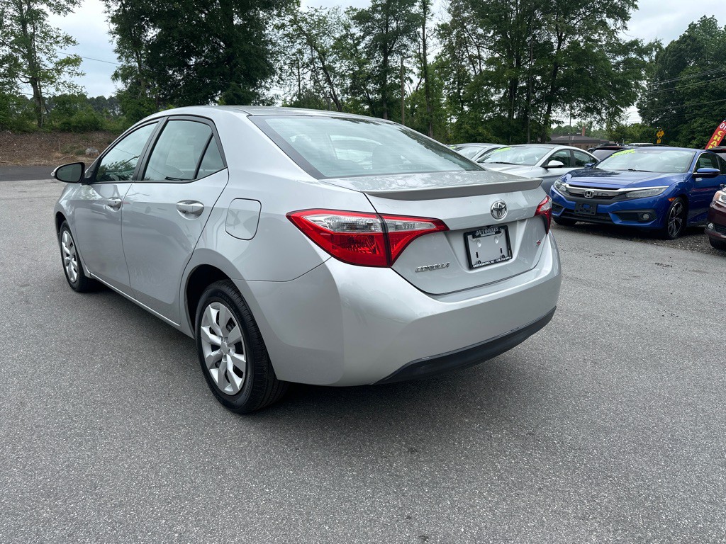 2016 Toyota Corolla Image 14