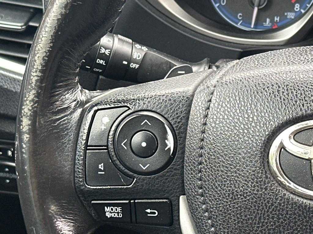 2016 Toyota Corolla Image 19