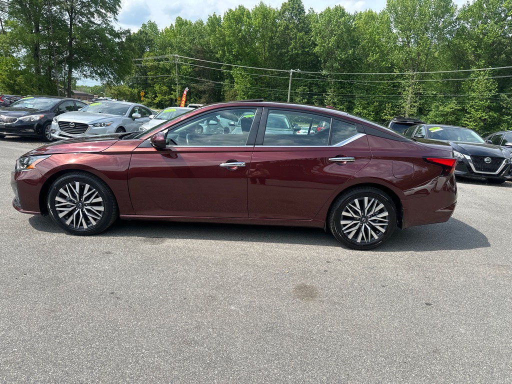 2023 Nissan Altima Image 4