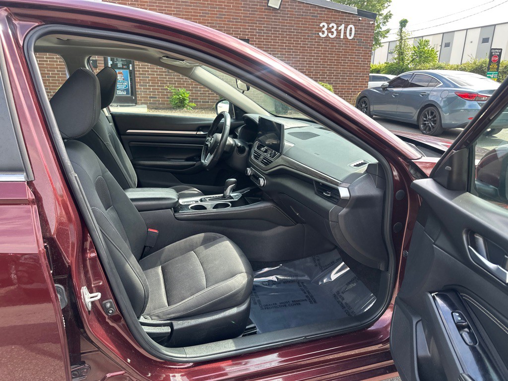 2023 Nissan Altima Image 19