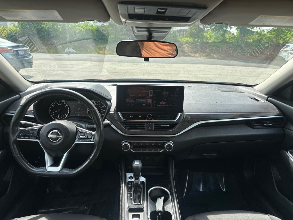 2023 Nissan Altima Image 22