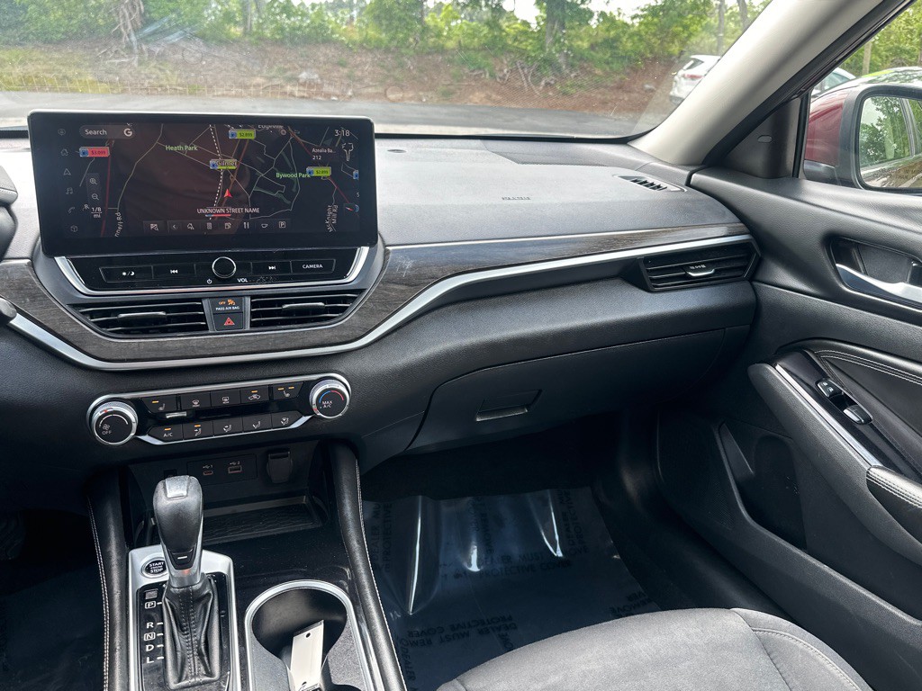 2023 Nissan Altima Image 31