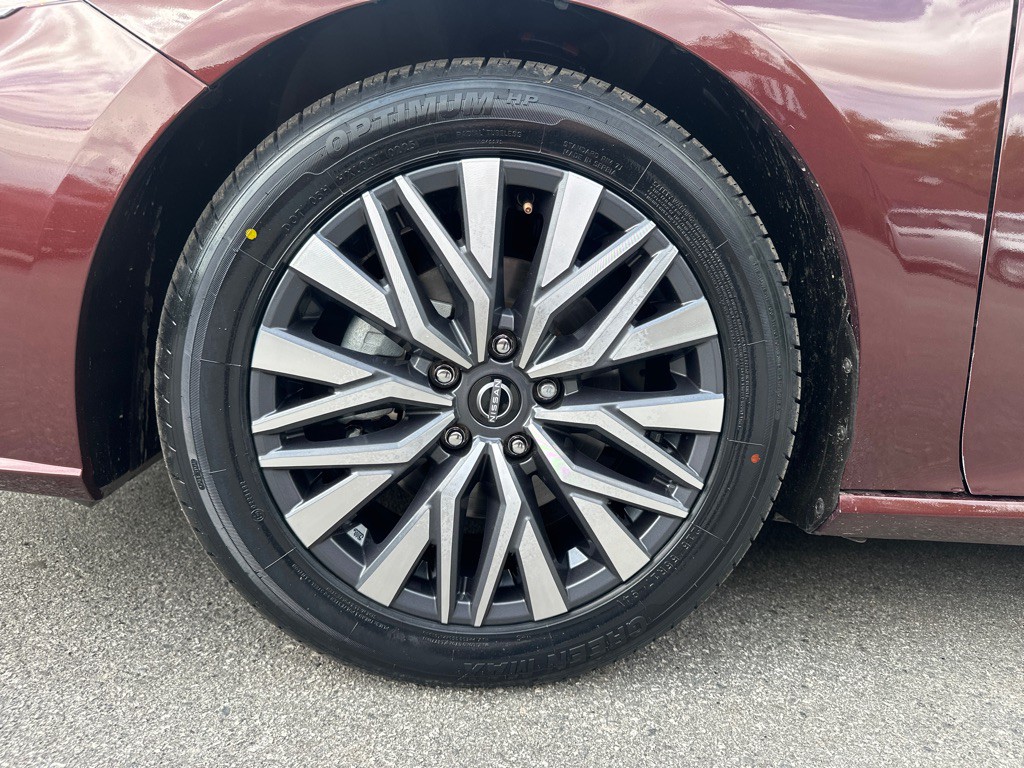 2023 Nissan Altima Image 41