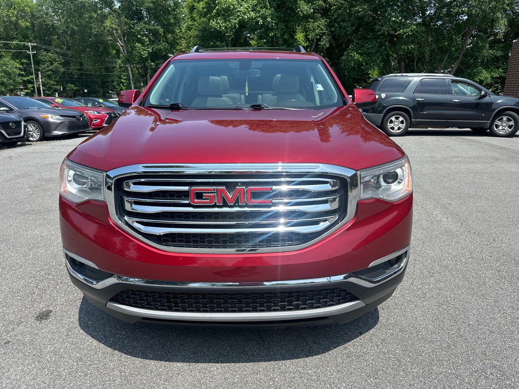 2019 GMC Acadia Image 2