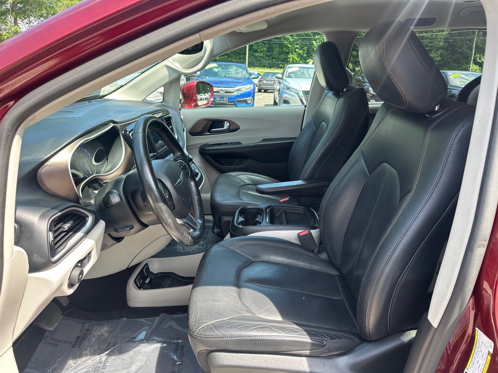 2019 Chrysler Pacifica Image 10