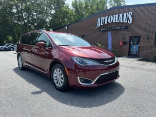 Image for 2019 Chrysler Pacifica Touring L ID: 6591245