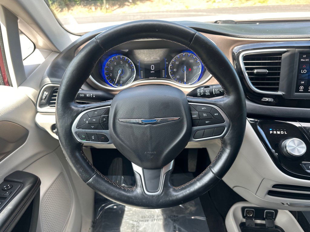 2019 Chrysler Pacifica Image 22
