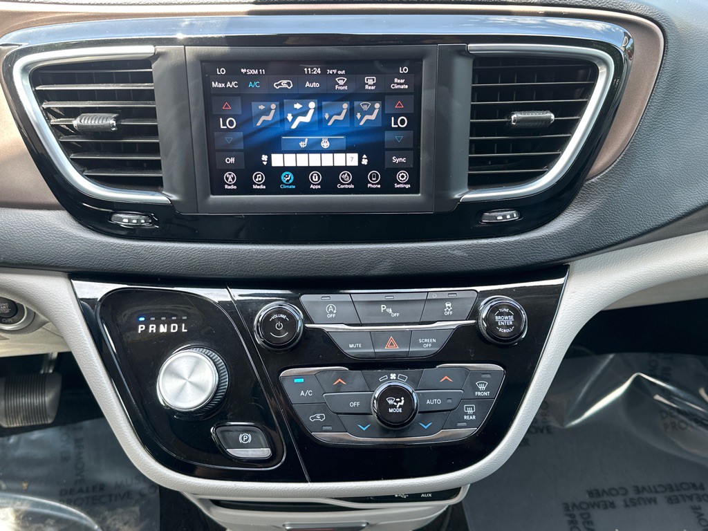 2019 Chrysler Pacifica Image 25