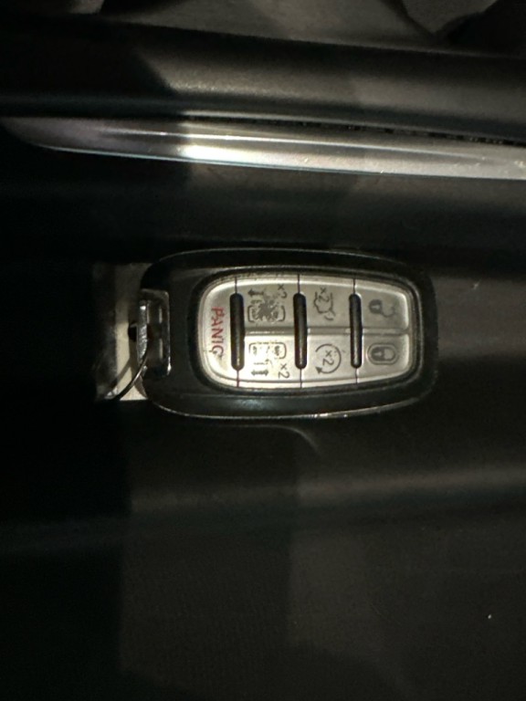 2019 Chrysler Pacifica Image 42