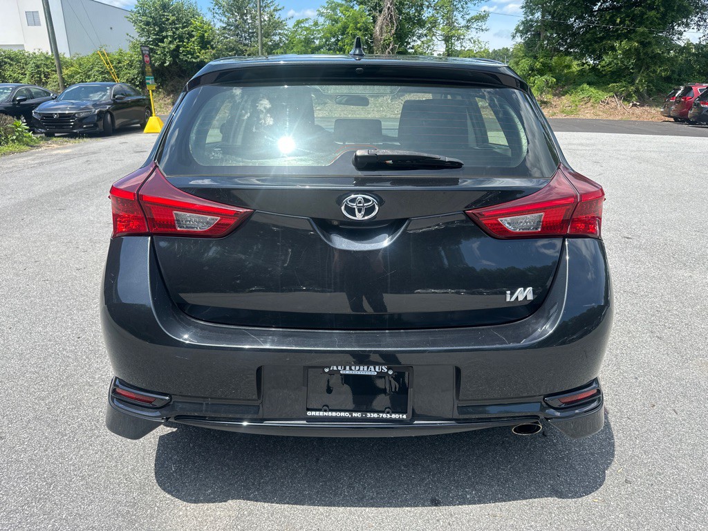 2017 Toyota Corolla Image 6