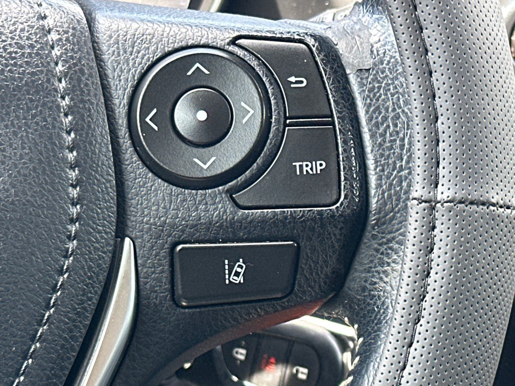 2017 Toyota Corolla Image 23