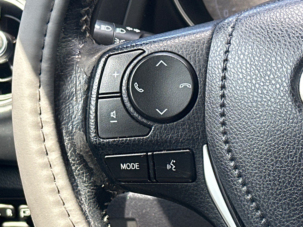 2017 Toyota Corolla Image 24