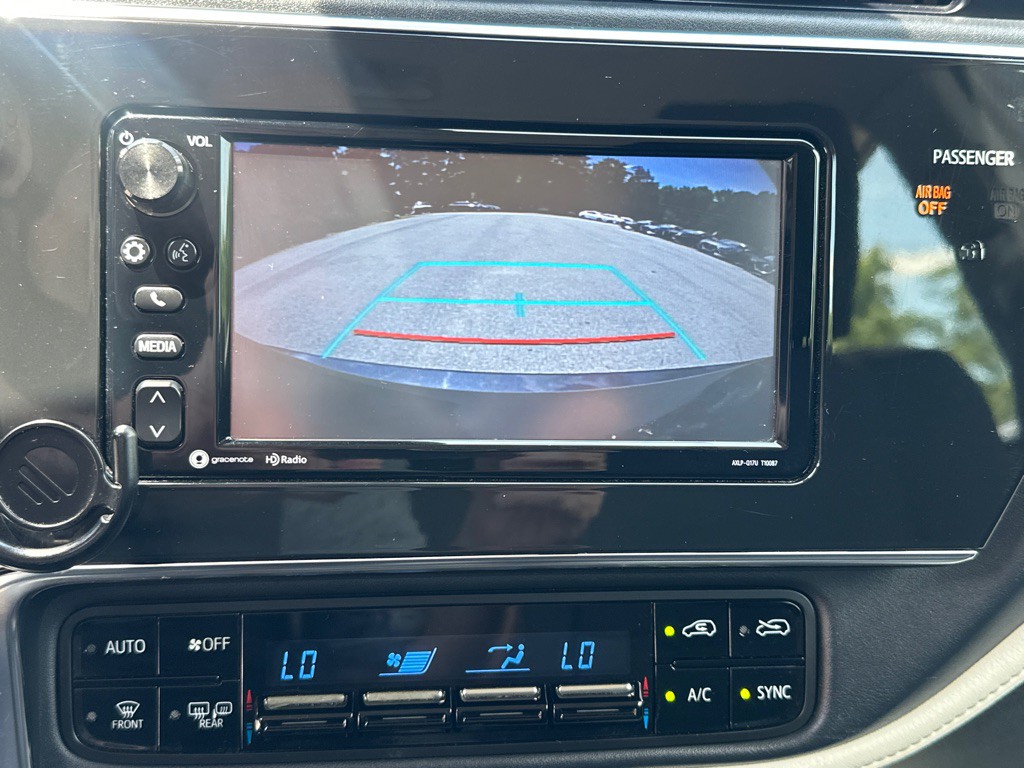 2017 Toyota Corolla Image 26