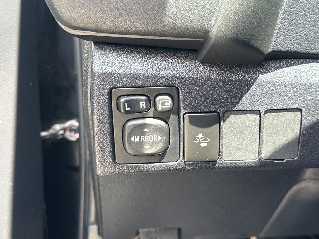 2017 Toyota Corolla Image 28