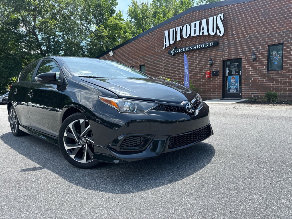 2017 Toyota Corolla Image 37