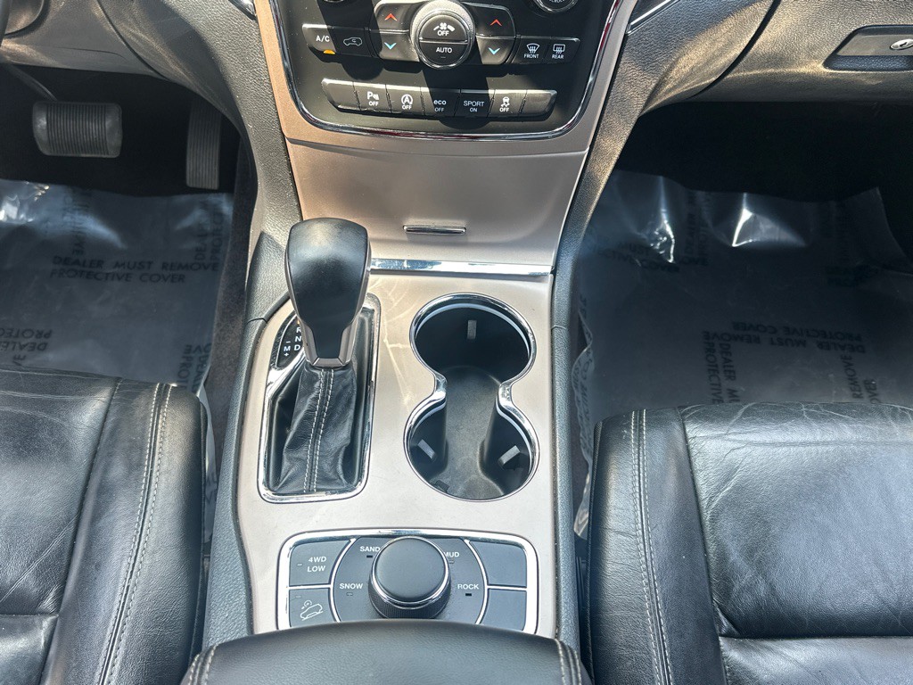 2017 Jeep Grand Cherokee Image 28