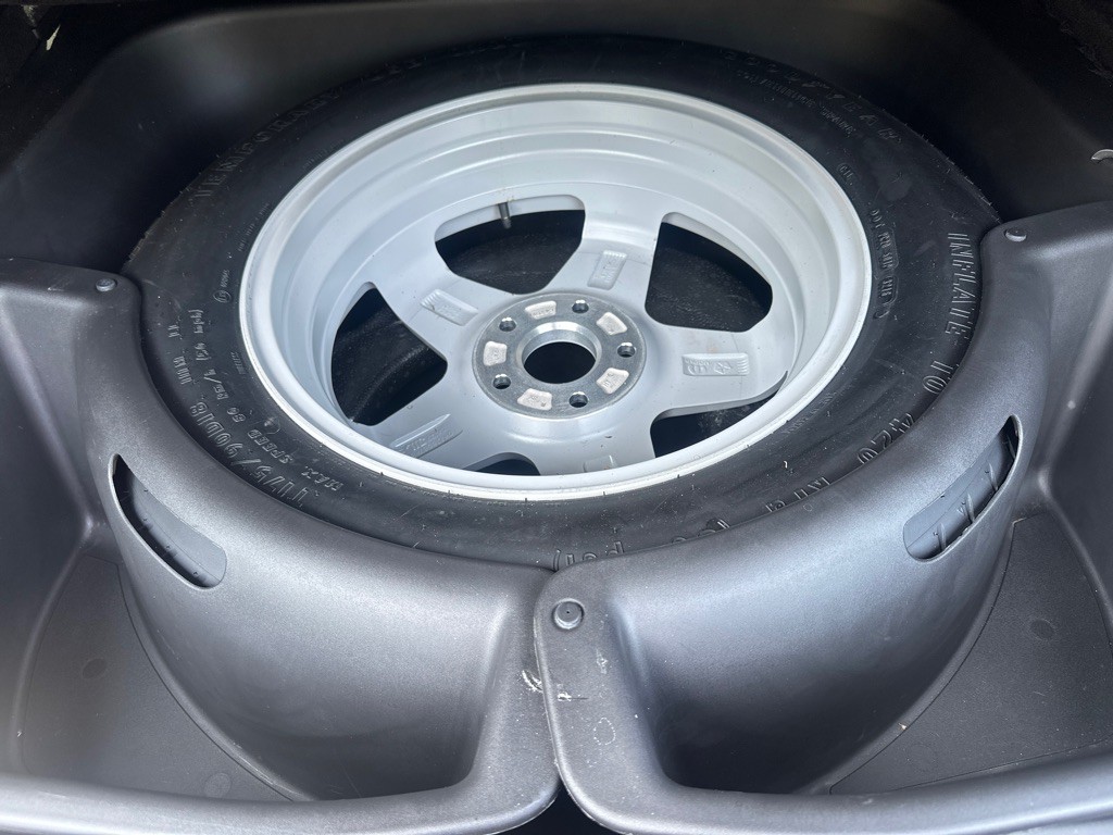 2017 Jeep Grand Cherokee Image 36