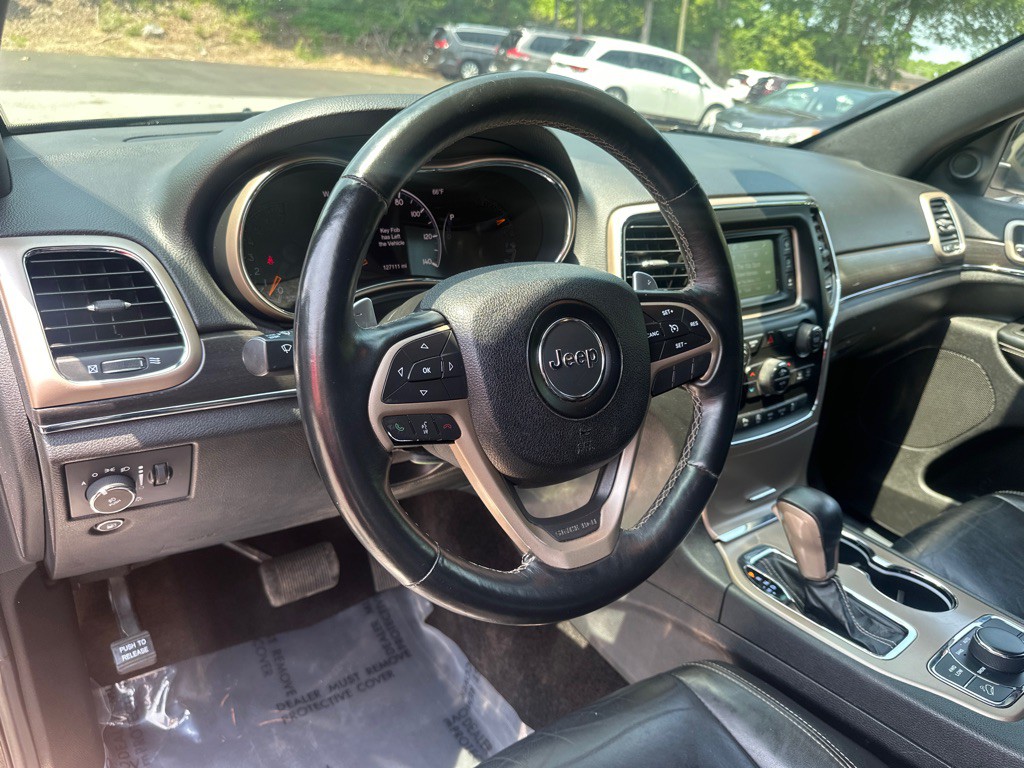 2017 Jeep Grand Cherokee Image 11