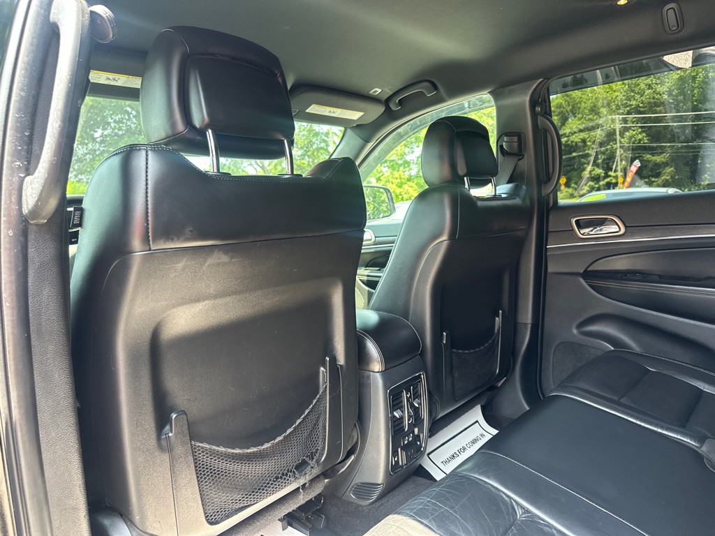 2017 Jeep Grand Cherokee Image 14