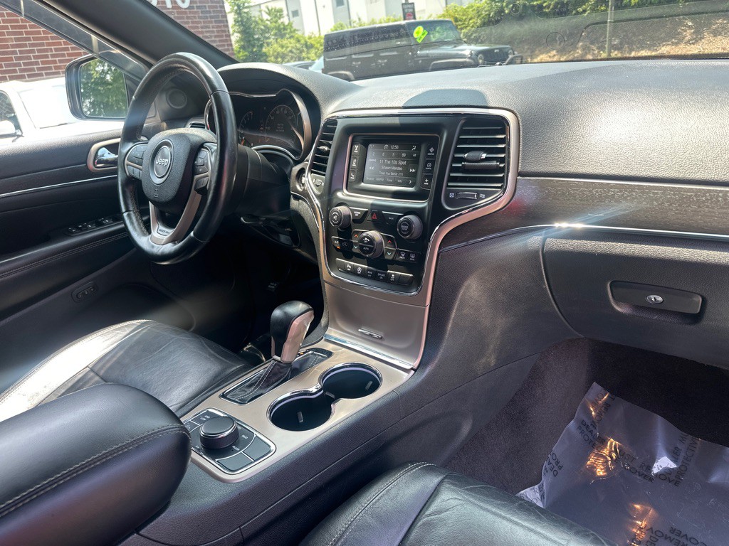 2017 Jeep Grand Cherokee Image 20