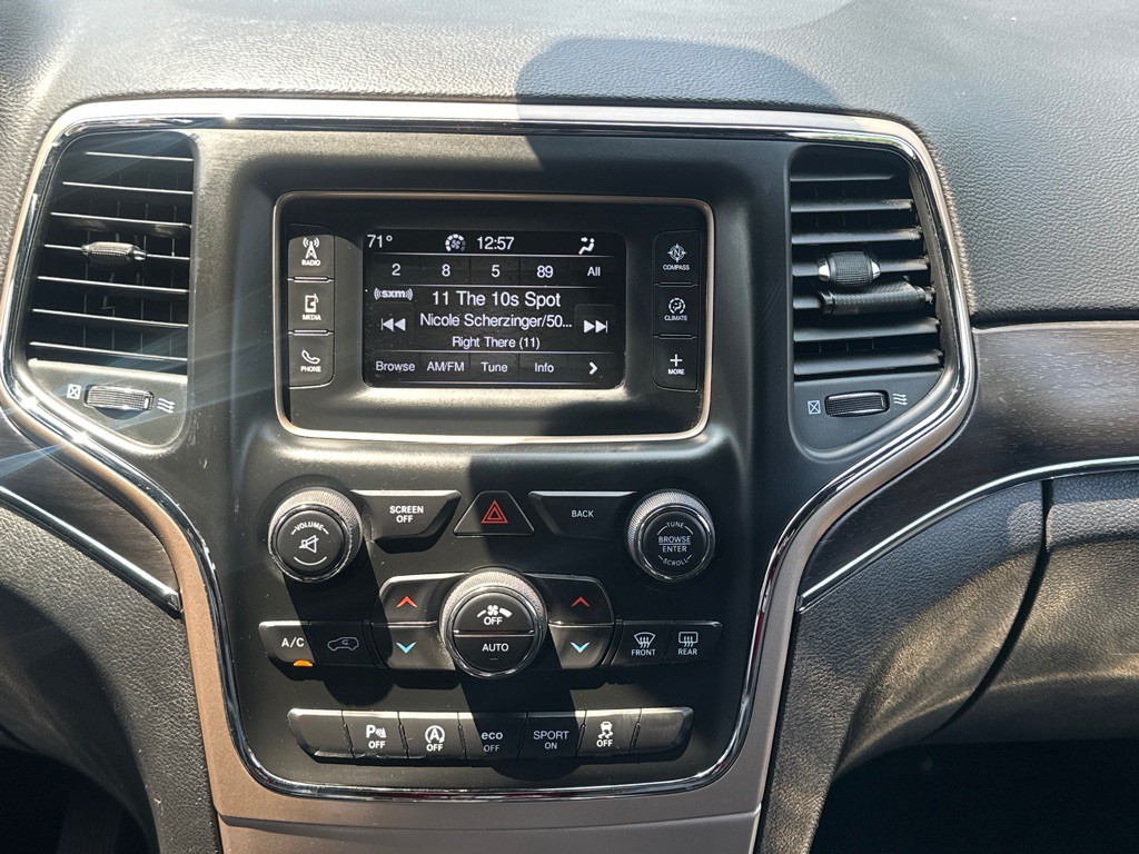 2017 Jeep Grand Cherokee Image 25