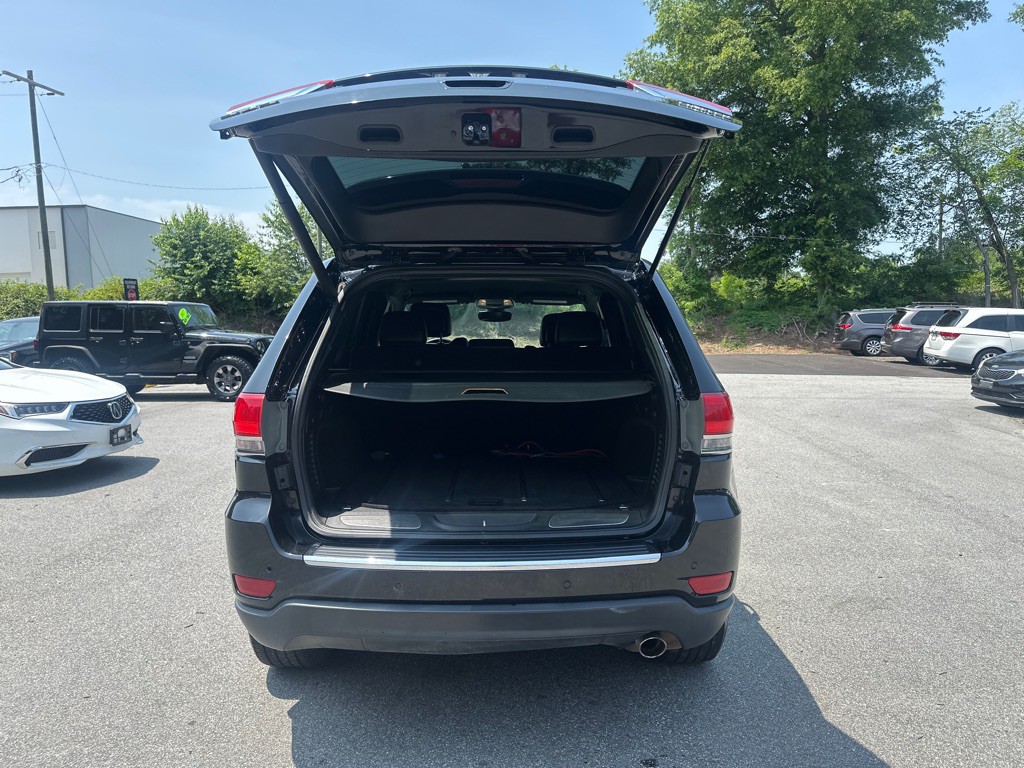 2017 Jeep Grand Cherokee Image 34