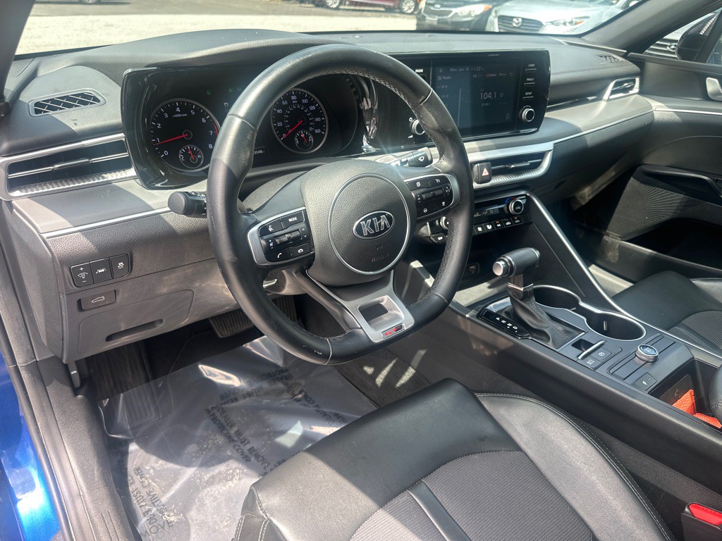 2021 Kia K5 Image 11