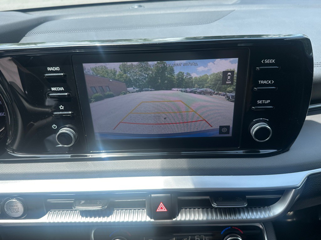 2021 Kia K5 Image 27