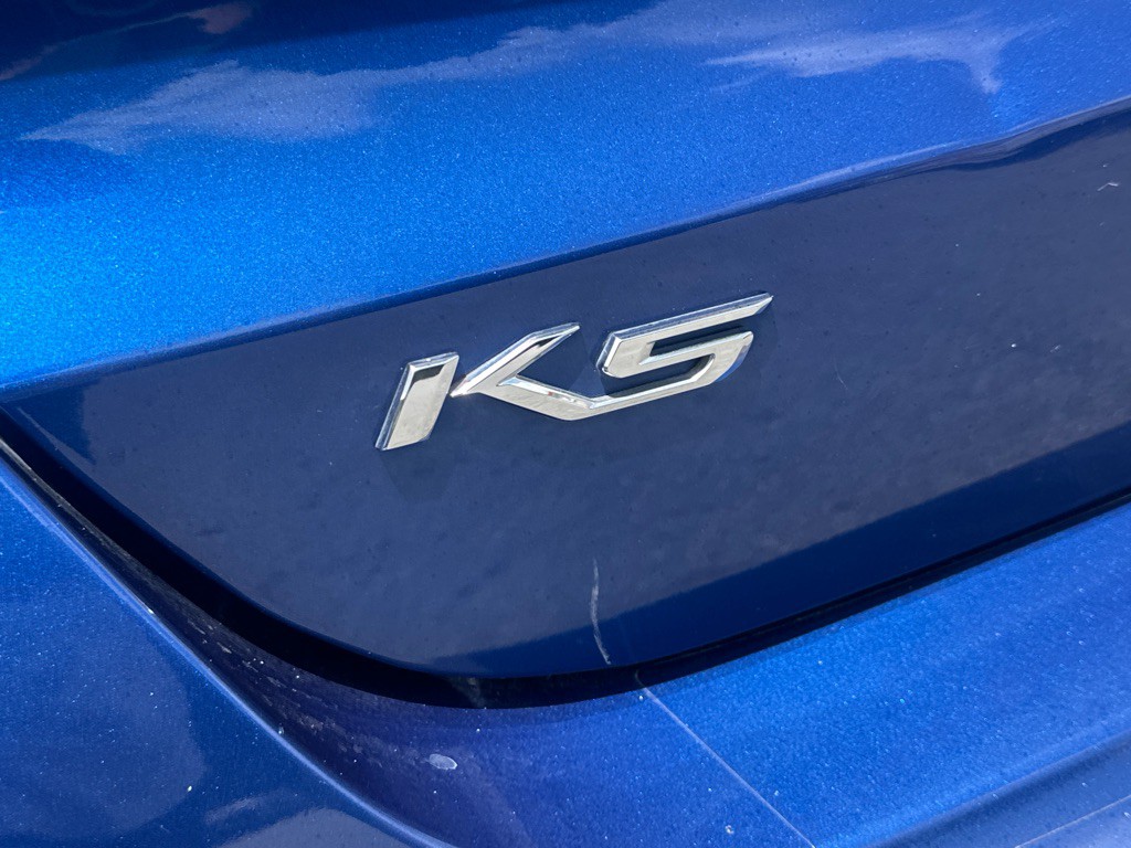2021 Kia K5 Image 42