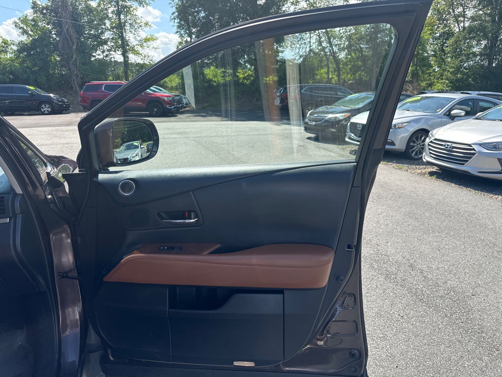 2015 Lexus RX Image 24