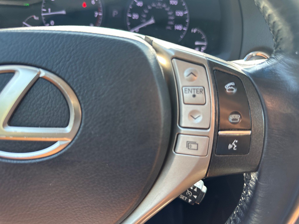 2015 Lexus RX Image 38