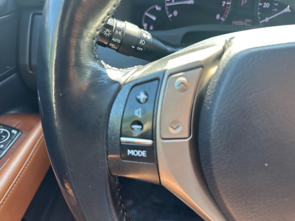 2015 Lexus RX Image 39