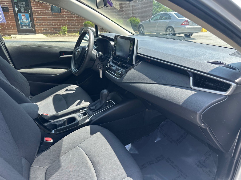 2020 Toyota Corolla Image 24