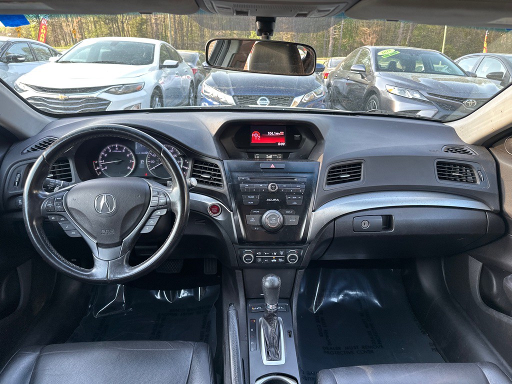 2017 Acura ILX Image 21