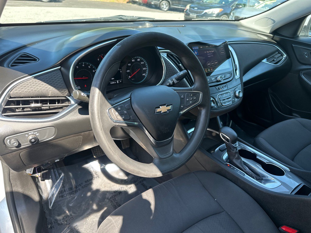 2021 Chevrolet Malibu Image 11