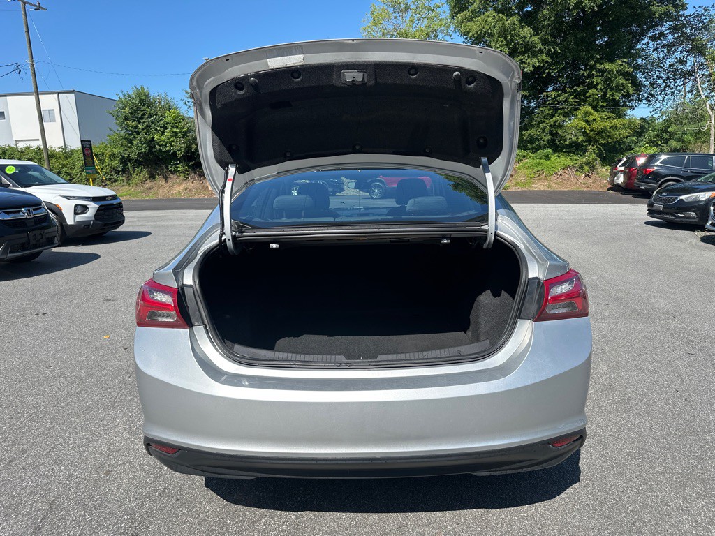 2021 Chevrolet Malibu Image 32