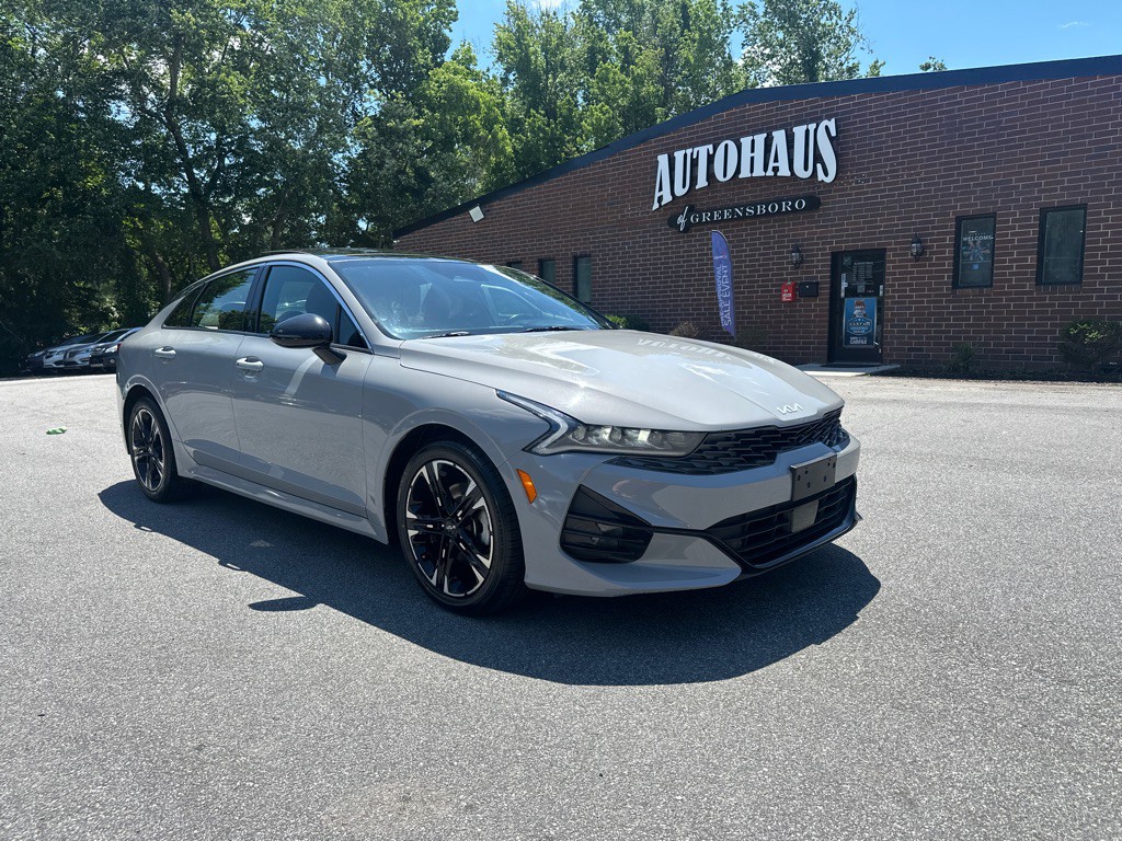 2022 Kia K5 Image 1