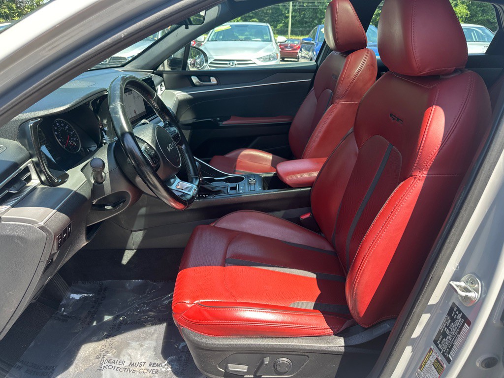 2022 Kia K5 Image 11