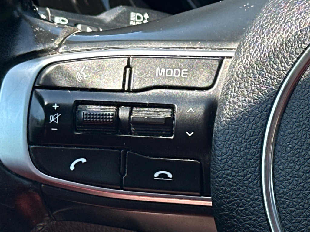 2022 Kia K5 Image 25