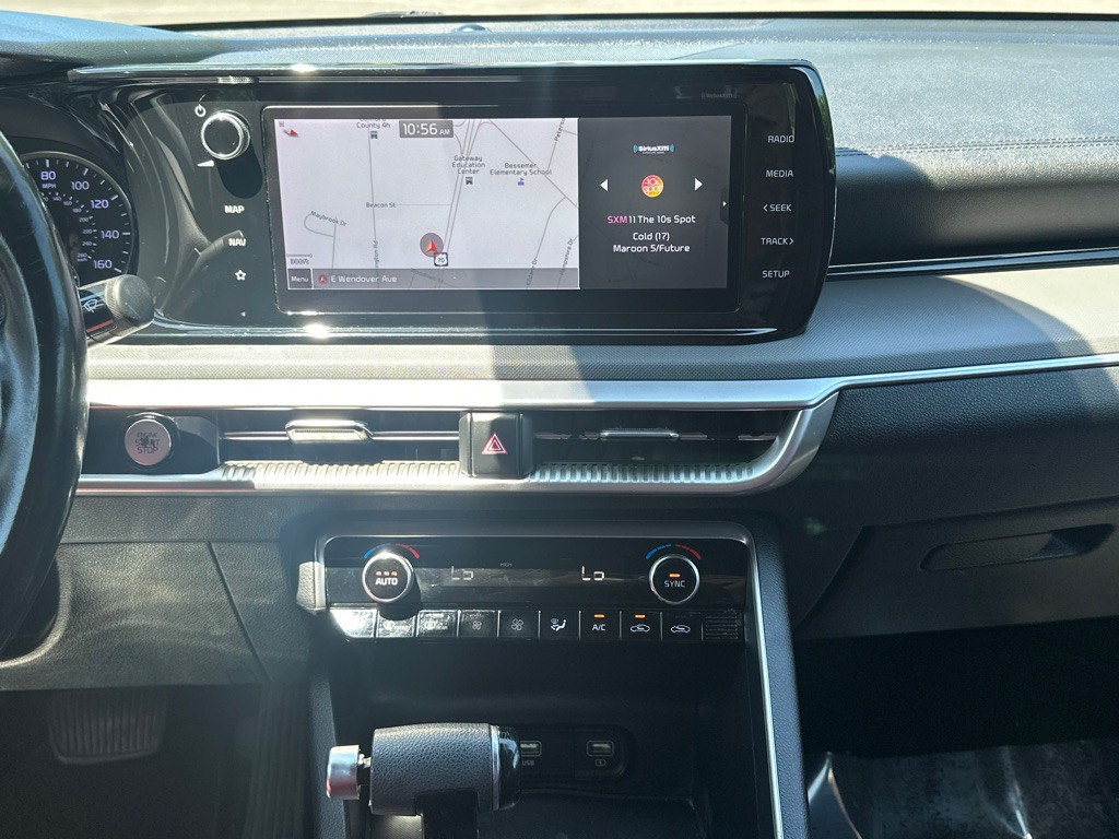 2022 Kia K5 Image 27