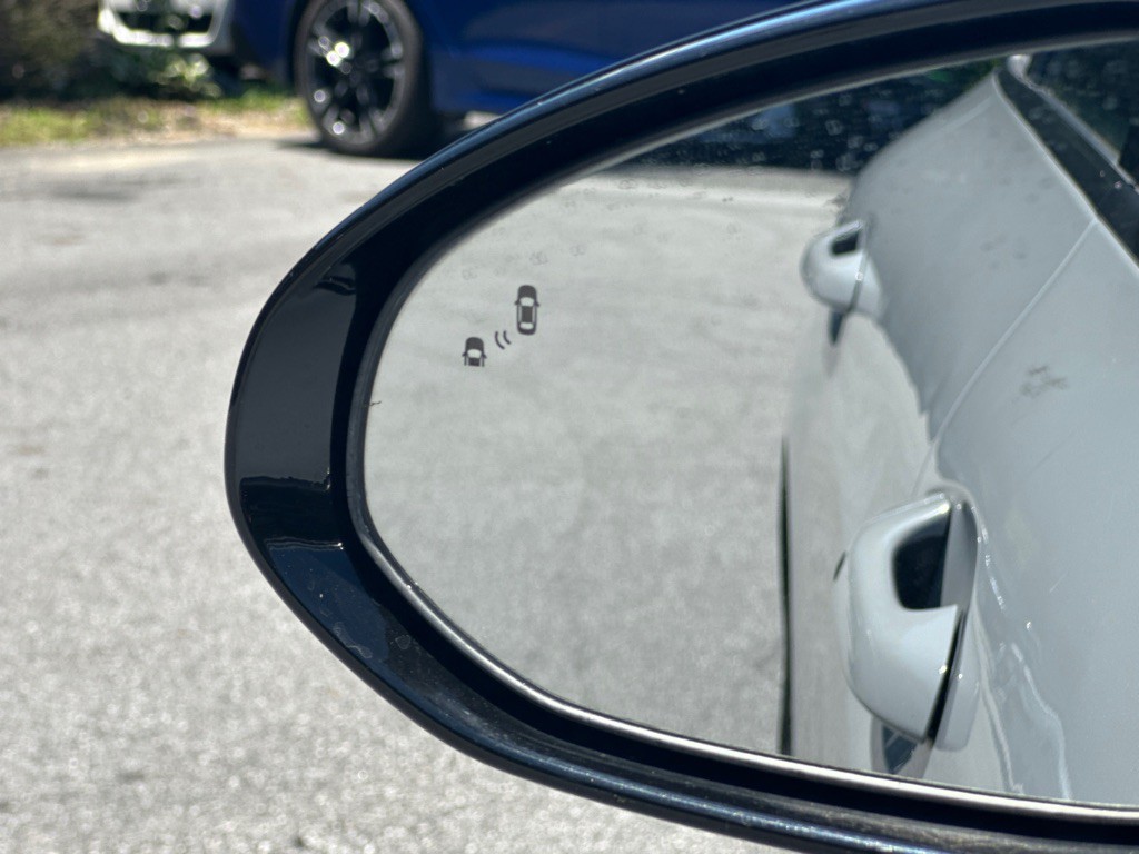 2022 Kia K5 Image 35