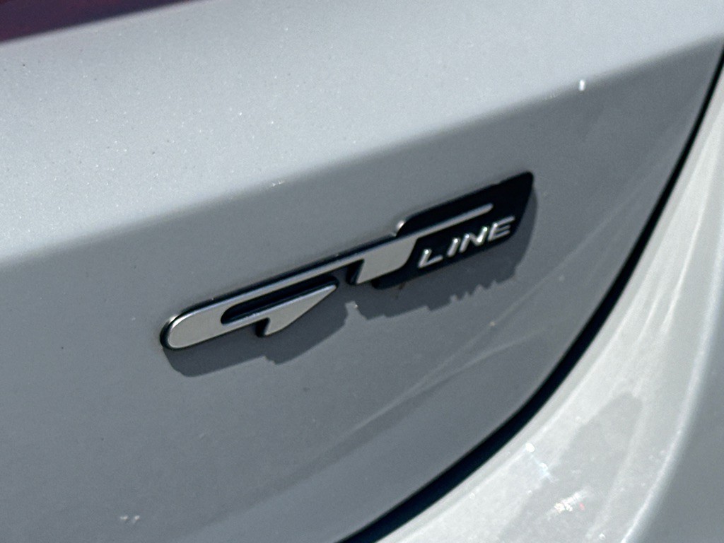 2022 Kia K5 Image 44