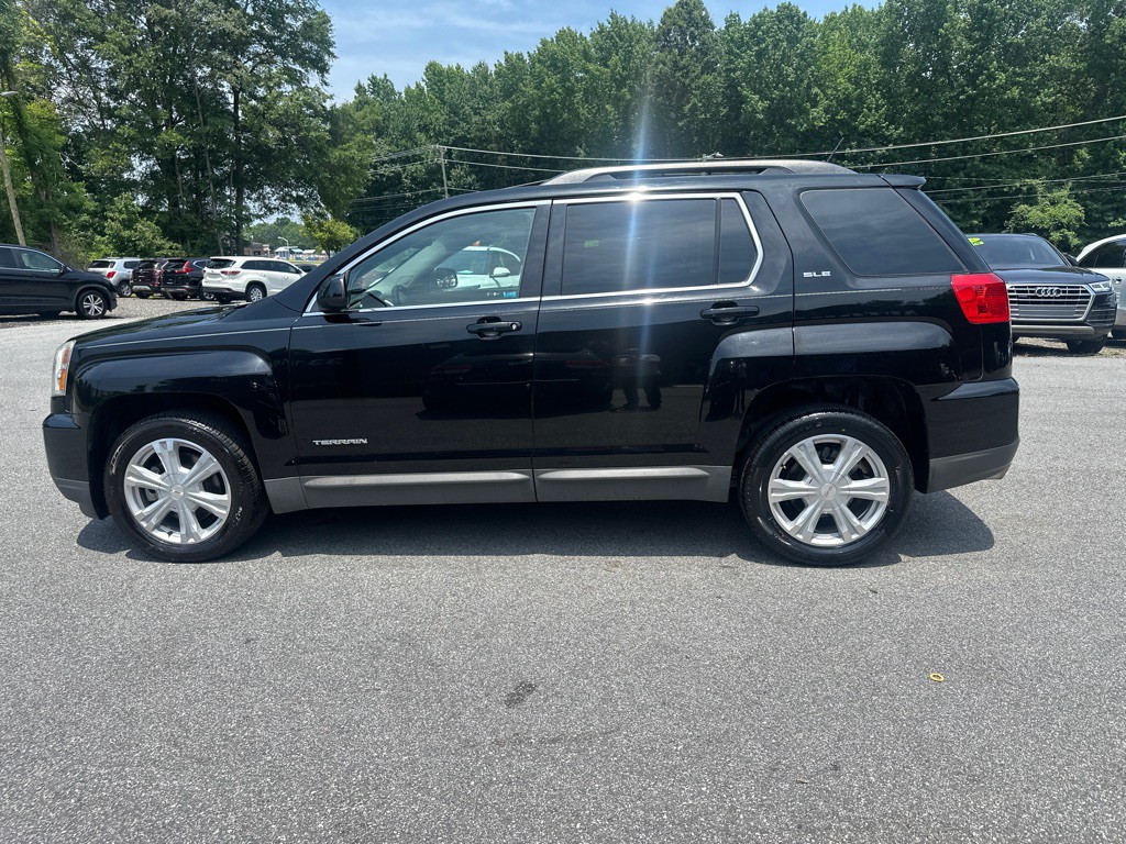 2017 GMC Terrain Image 4