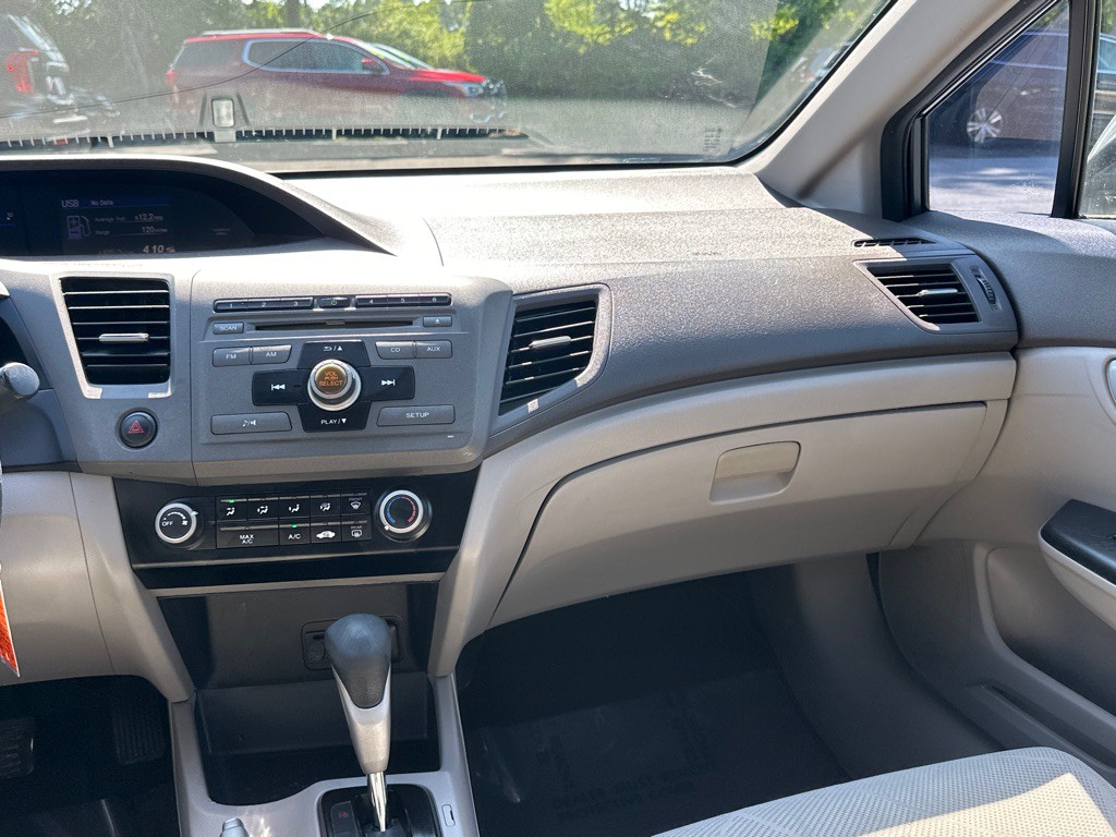 2012 Honda Civic Image 25
